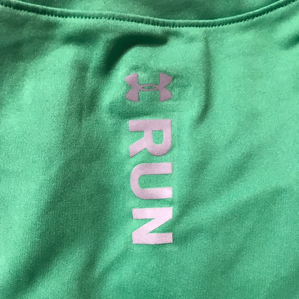 Under armor shirt